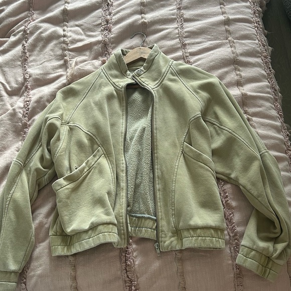 Urban Outfitters Jacket - Picture 2 of 5